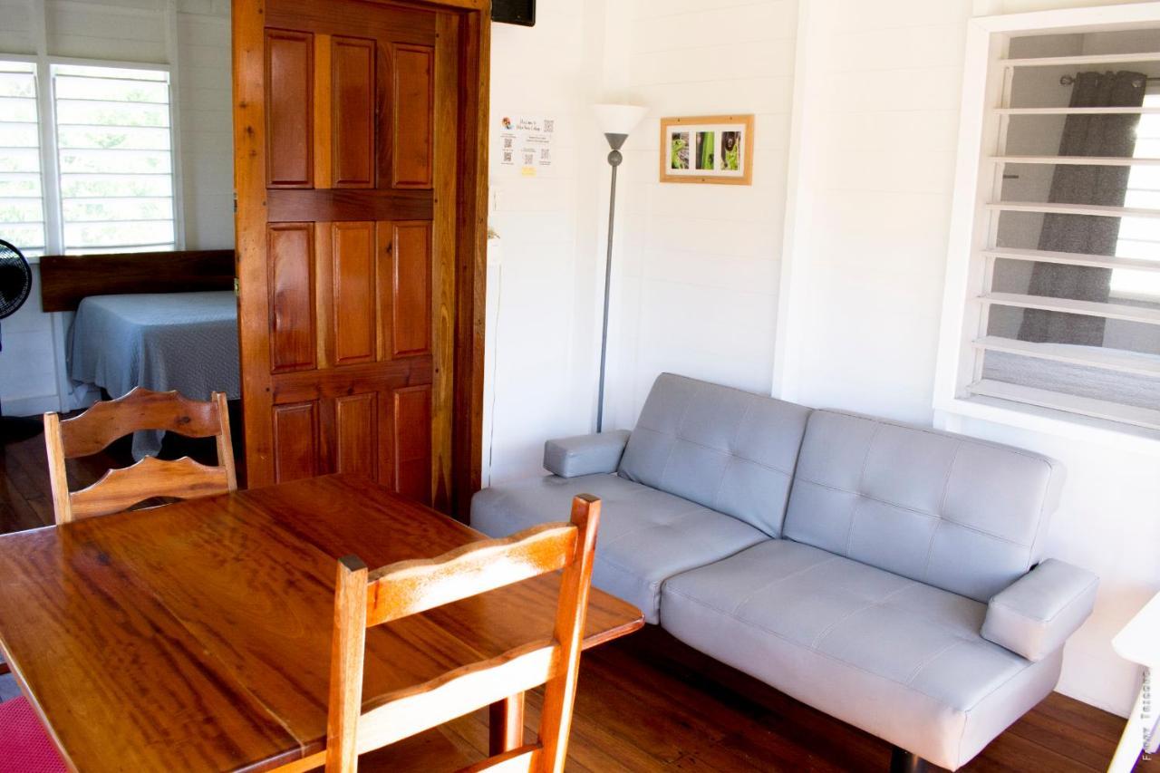 Horse Cottage Sarteneja Zewnętrze zdjęcie